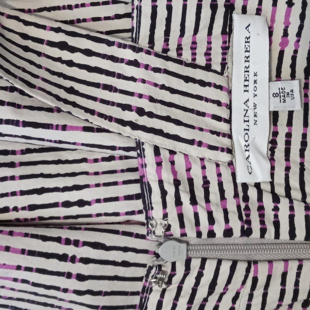 💘Carolina Herrera💘 - Black/White/Pink Stripe Pleated Cotton Midi Dress - Picture 3 of 15